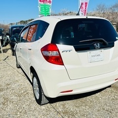 ホンダフィット 1.3 G 装備充実23年式美車走行9万ｋｍ低走行車検2年式・TV・ナビの画像