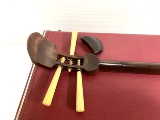 SOLD OUT！◆三味線◆花梨細棹 胴破れ無し 中古 撥／駒／替え糸／ケース他 すぐ使えます！