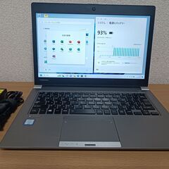 薄型軽量東芝 dynabook R63/K ／第6世代 / Co...