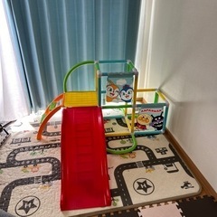 アンパンマンカンタン折りたたみジャングルパーク＋その他おもちゃ数...