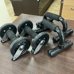 トレーニングセット☆プッシュアップバー 腹筋ローラー 筋トレ 腕...