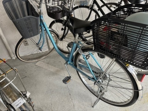 （決まりました)美車　パナソニック 自転車　後ろかご付き　ヘルメット付き