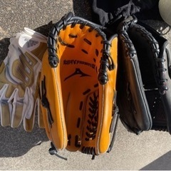 ミズノグローブとその他セットの画像
