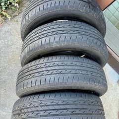 車のパーツ タイヤ、ホイールの画像