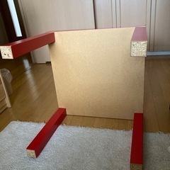 イケアの机の画像