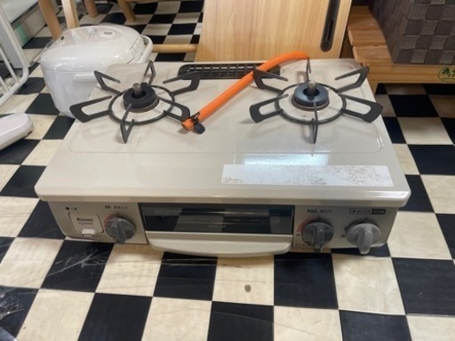 【リサイクルサービス八光】2020年製　2020年製　リンナイ　プロパンガス用コンロ　右強火力　KG34NBER/LP