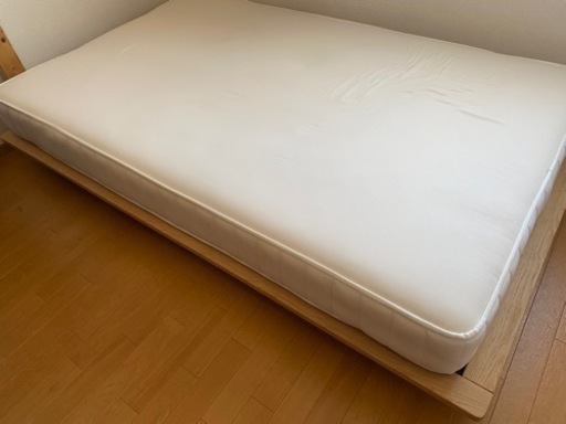無印　セミダブルベッド&マットレス(シーツ).
