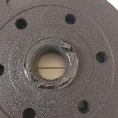 可変式ダンベル スクリュー式 15kg×2の画像