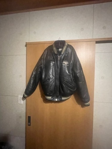 AVIREX革ジャン　服/ファッション ジャンパー メンズ