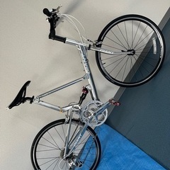 ★5,000円off！　ジャイアント GIANT MR4F  アルミ 折りたたみ自転車 ミニベロ 24インチ  2×8速 シルバー　専用ローラー付きキャリーバッグ付の画像