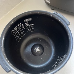 決定済み★無料★5.5合炊タイガー炊飯器JKK-J100キッチン家電の画像