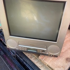 テレビデオ ブラウン管VHS ビデオ 東芝J15FM1 ジャンク...