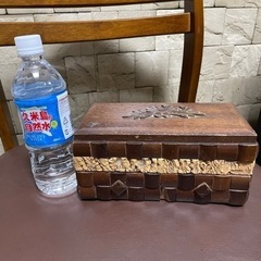 アンティーク　ジュエリーボックスの画像