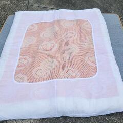 掛け布団、毛布、敷き布団多数有