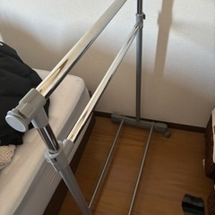 無料！ハンガーラック2段