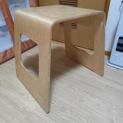 イス　スツールの画像