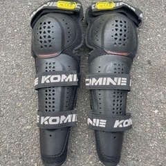 美品 KOMINE プロテクター　膝