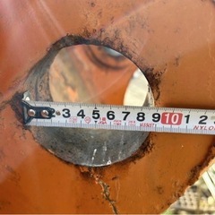 d215604 メーカー不明 ユンボ バケット 建機 重機 海外 建設機械 アタッチメント ヤンマー 部品 パーツ 宮城県 現状品 中古品の画像