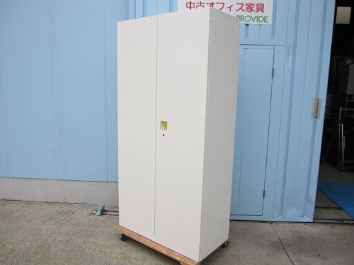 両開き書庫　ホワイト　鍵あり　オカムラ製レクトライン　900ｘ450ｘ1810