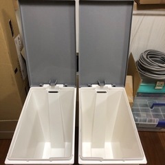 キッチン ダストボックス2個の画像