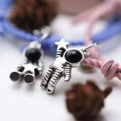 宇宙飛行士ペアブレスレット2個セット（新品）ブルー×ピンクの画像