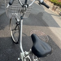 自転車 電動アシスト自転車の画像