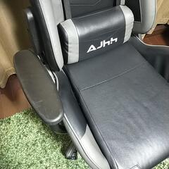 ゲーミングチェアの画像