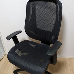 ワークチェア　クエト　ニトリ