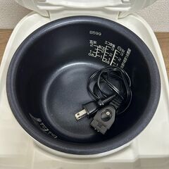 象印 マイコン炊飯ジャー　NL-BE05　2023年製の画像