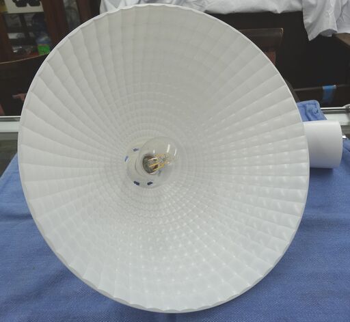 LEDデザインペンダントライト 2018年製 アイリスオーヤマ PL8L-E26CG1-W ホワイト 照明器具 西岡店