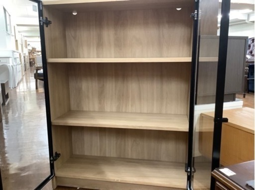 IKEAのガラス2枚扉ラック  ナチュラル×ブラック 入荷致しました‼︎
