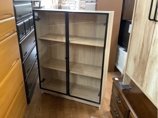 IKEAのガラス2枚扉ラック  ナチュラル×ブラック 入荷致しました‼︎