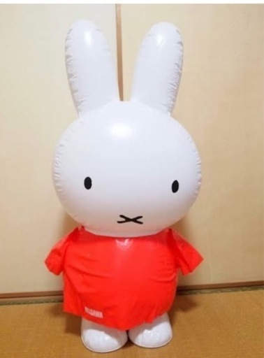 非売品　ミッフィー巨大人形
