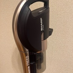 SHARP コードレス掃除機の画像