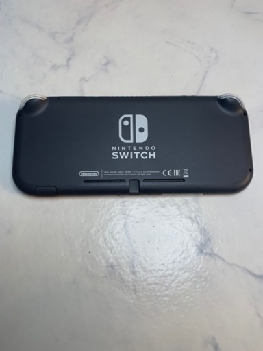 購入者決まりましたので、受付終了します　任天堂　Switch Lite 美品　外、内箱有り