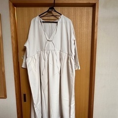 レディースファッションの画像