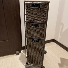 スリム三段収納