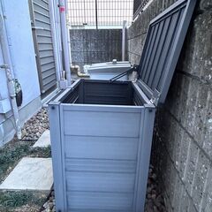 【ご希望に添えずすみませんでした】外置きふた付きごみ箱１　さしあげますの画像