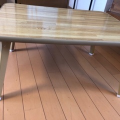 あると便利な小さなテーブル(４)