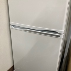 最後です！お願い.持って行ってい〜超値下げ！美品！！一人用冷蔵庫の画像