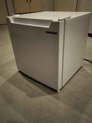 【お取引中】小型冷蔵庫　YAMADA　2021年製