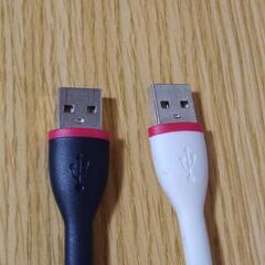 USB-microUSBタイプBケーブル2本の画像