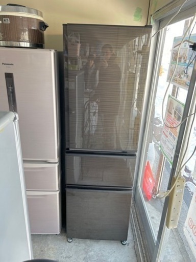 万代店　極美品MITSUBISHI 冷凍冷蔵庫 MR-CX30E-BR  3ドア 300L 真ん中野菜室 自動製氷 閉め忘れ防止 2019年製