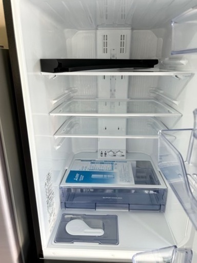 万代店　極美品MITSUBISHI 冷凍冷蔵庫 MR-CX30E-BR  3ドア 300L 真ん中野菜室 自動製氷 閉め忘れ防止 20