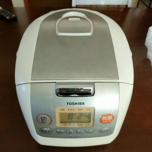 【お話中】TOSHIBA マイコン炊飯ジャー　5.5合炊き　RC-10MSD 2013年製