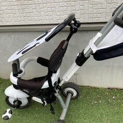 三輪車の画像