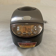 象印　IH炊飯ジャー　1.0L(5.5合)　NP-Vl10　20...
