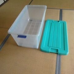 衣装ケース　差し上げます