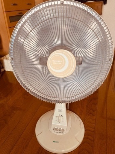 ハロゲンヒーター（美品）