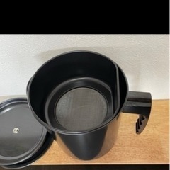 ✨これで揚げ物も楽々✨ニトリ深型オイルポット、蓋つき片手揚げ鍋２点セット　調理器具 の画像